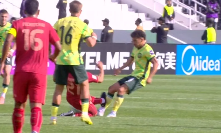 世界杯官方正版-U23国足小组赛末战利好！泰国队2人缺席，飞铲染红停赛2场